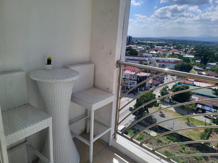 Kandi Tower 3, Premium 1Br With 2Cr & 2 Balcony. Анхелес Экстерьер фото